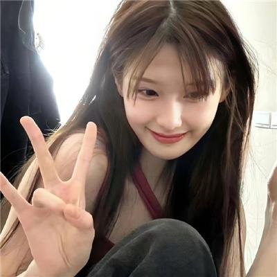 如月微笑